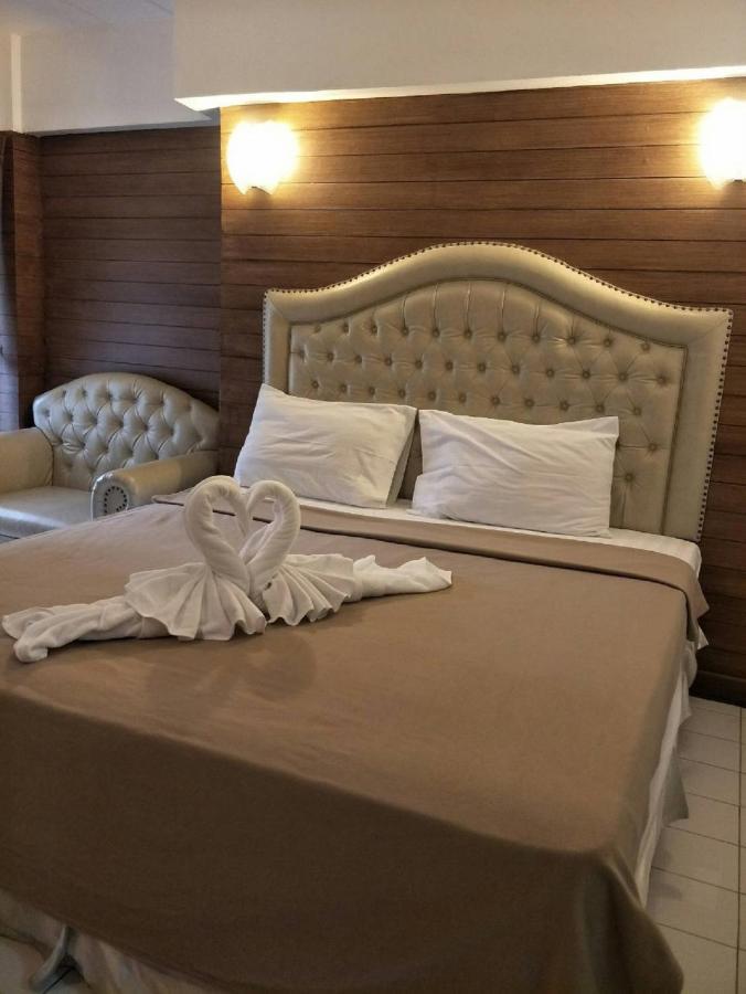 Liebeshotel Infinite